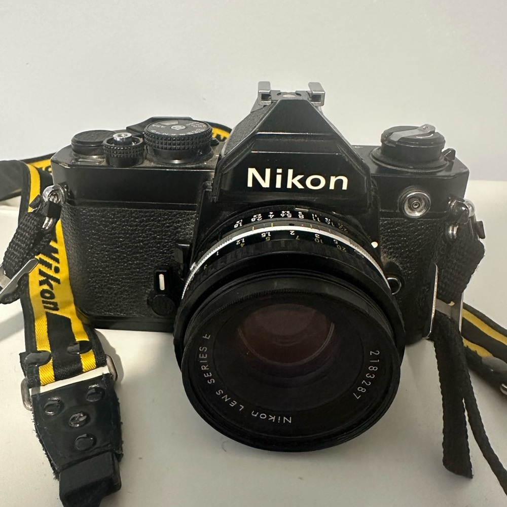 Nikon FM 35 mm camera and lens set RARE